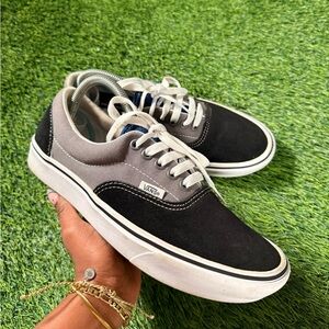 Vans Era ComfyCush Black Gray Suede Canvas Skate Shoes Womens size 9
